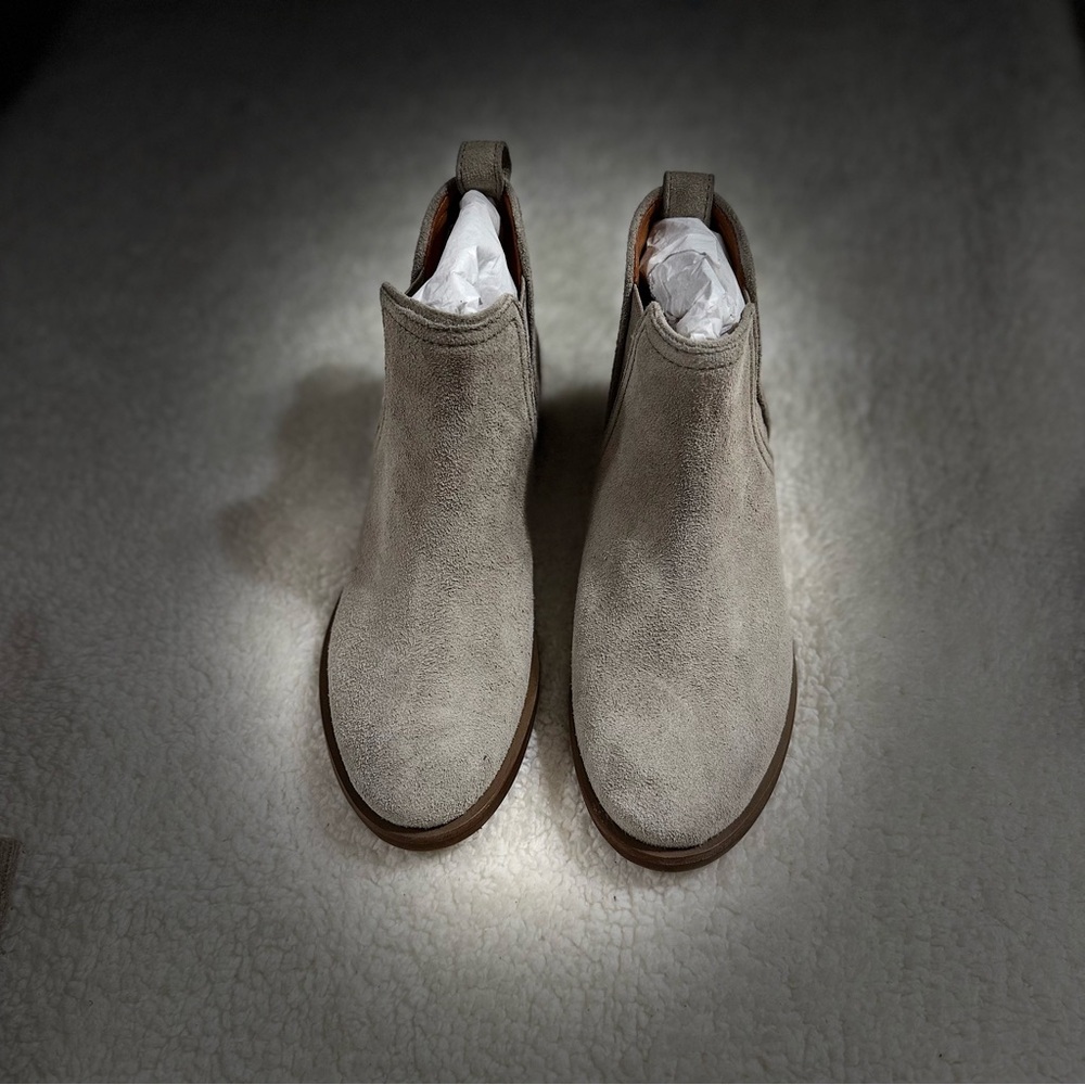 Lucky Brand Taupe Suede Ankle Booties